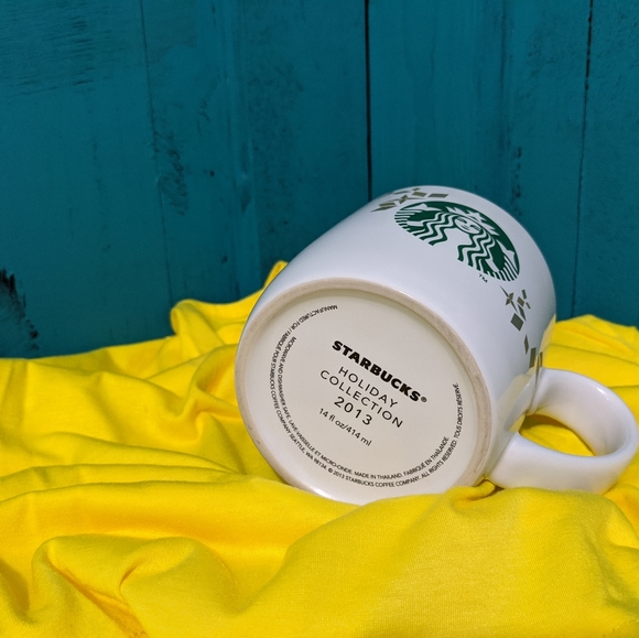 Holiday 2013 - Starbucks Mug - 0009 - Picture 3 of 3
